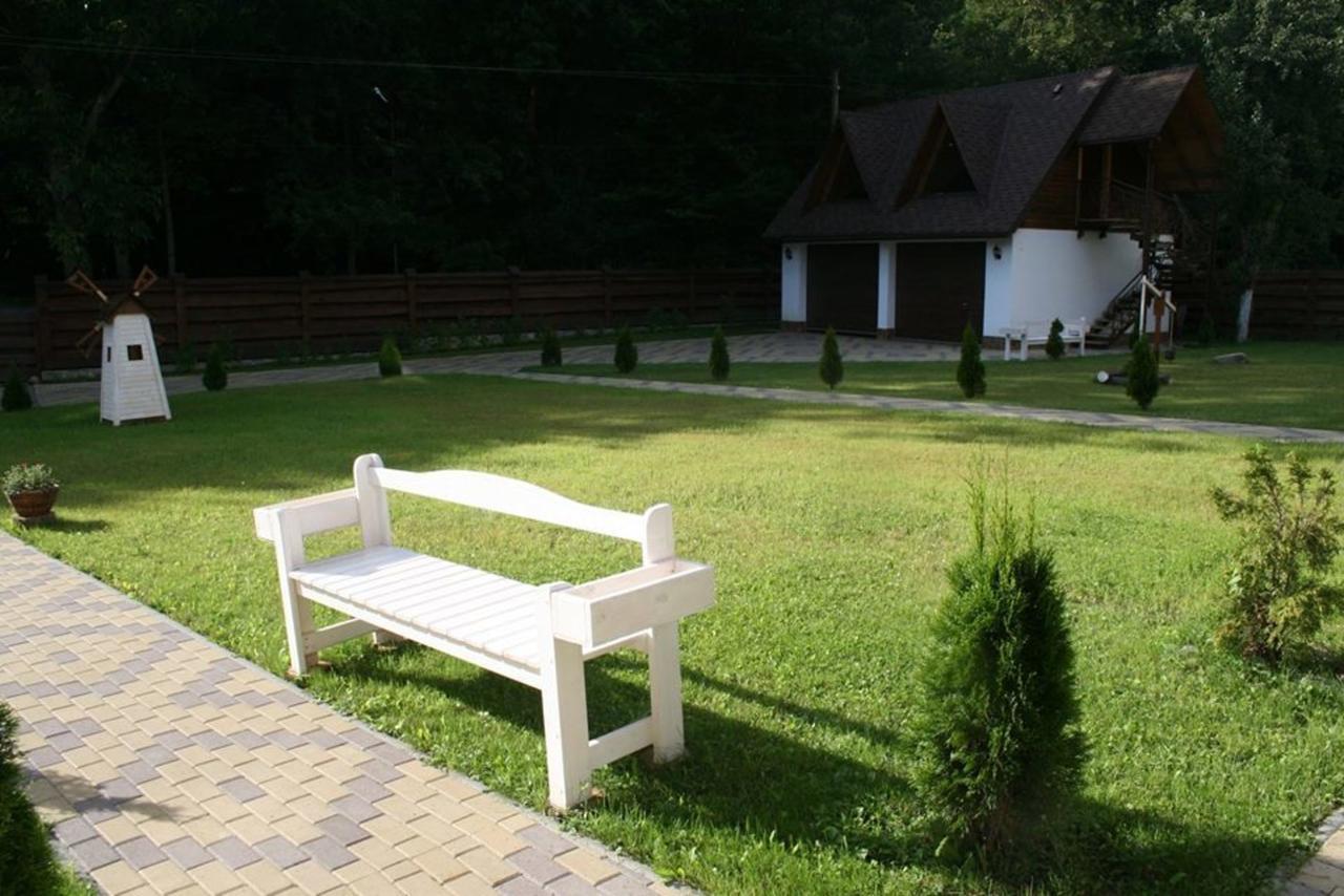 Hotel U Druziv Poljana Exterior foto