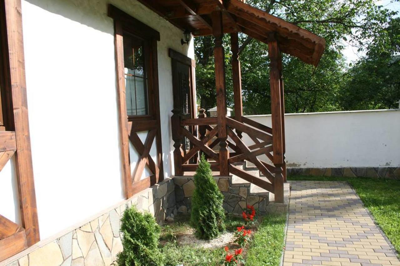 Hotel U Druziv Poljana Exterior foto