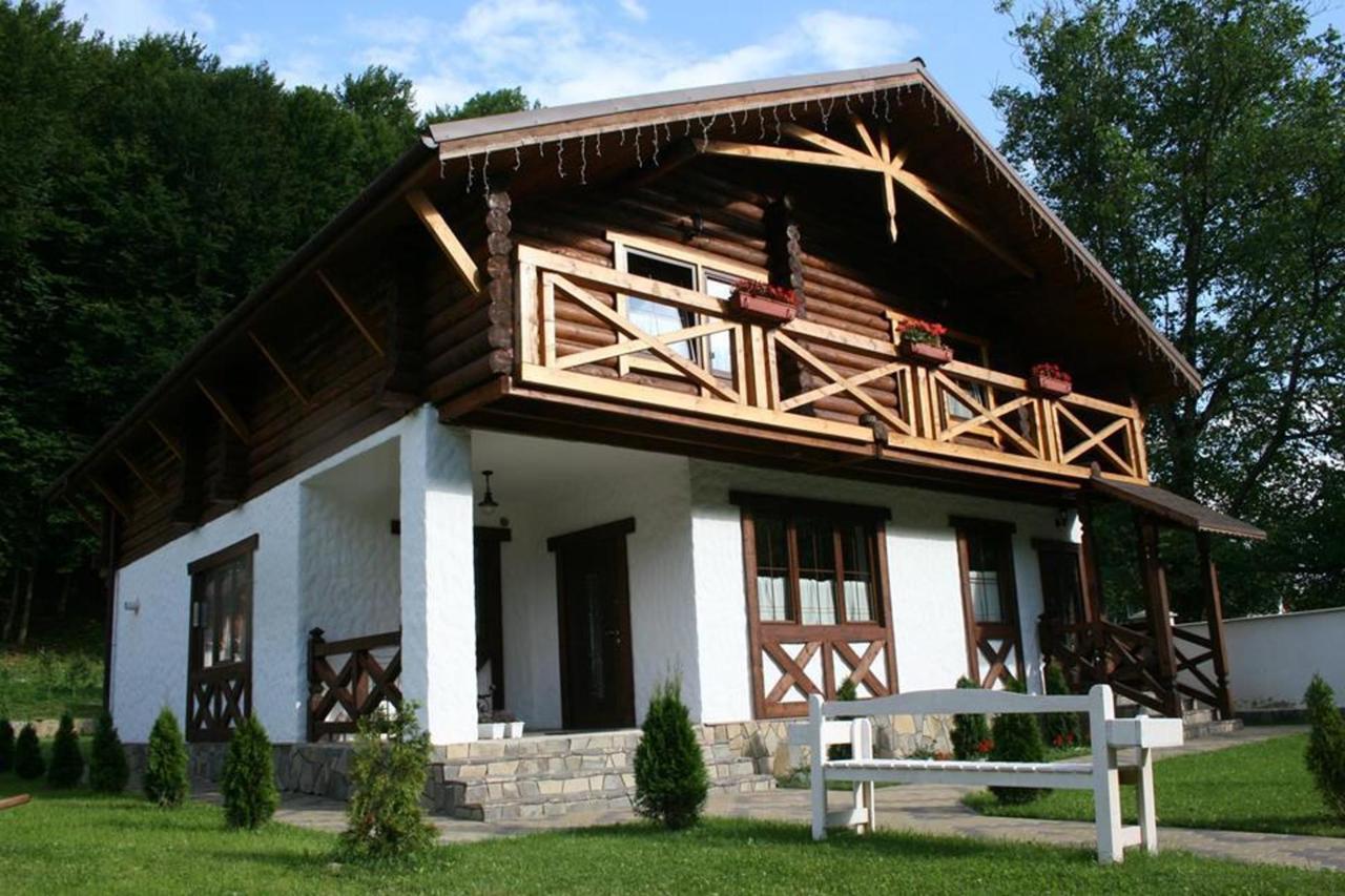 Hotel U Druziv Poljana Exterior foto